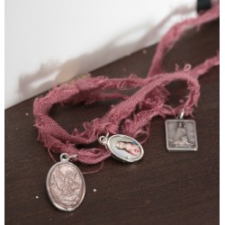 bracelet lin brut 3 médailles religieuses